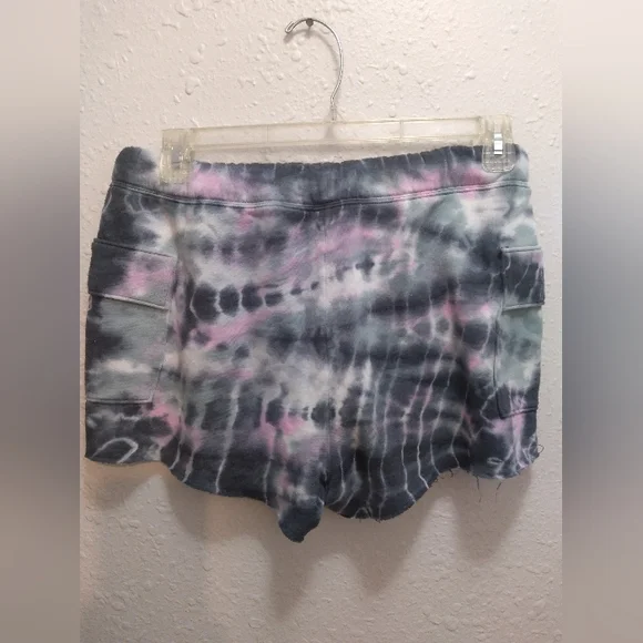 VS Pink shorts - Picture 4 of 8